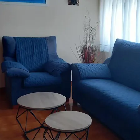 Apartman Manuel Cortina 11 *